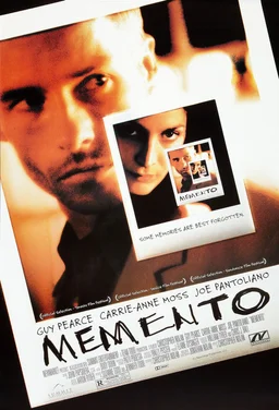 Poster for Memento (2000)
